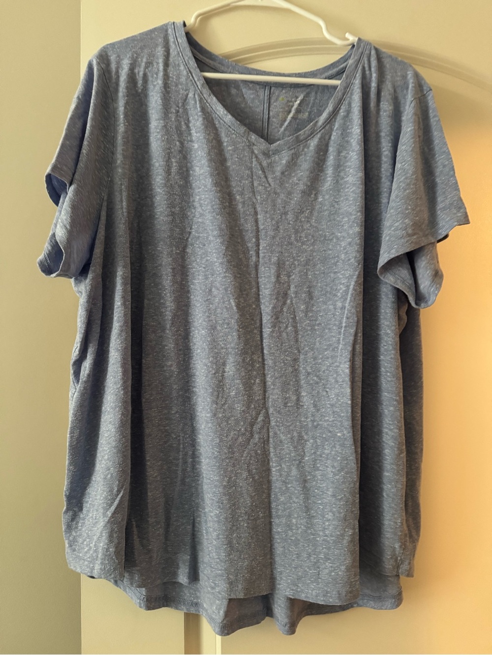 tek gear Light Heather Blue V-Neck Short Sleeve Tee